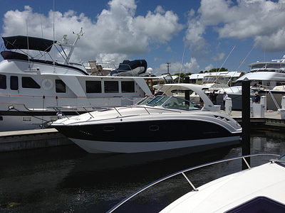 Chaparral 2014 330 Signature